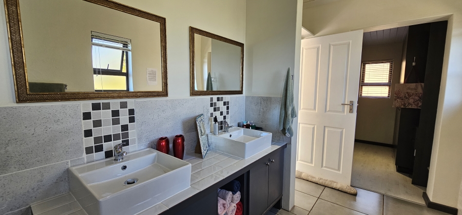 4 Bedroom Property for Sale in Swellendam Western Cape
